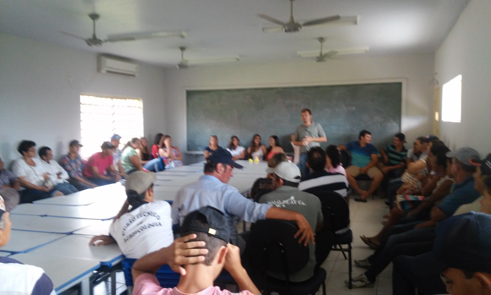 Reunião com alunos do Curso Técnico em Agroecologia e a comunidade